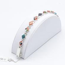 Load image into Gallery viewer, B075