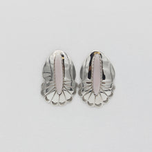 Load image into Gallery viewer, Native American Handcrafted Earrings