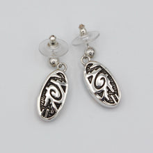 Load image into Gallery viewer, Native American Handcrafted Earrings