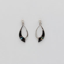 Load image into Gallery viewer, Native American Handcrafted Earrings