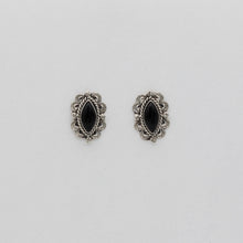 Load image into Gallery viewer, Native American Handcrafted Earrings