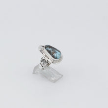 Load image into Gallery viewer, Native American Handcrafted Ring